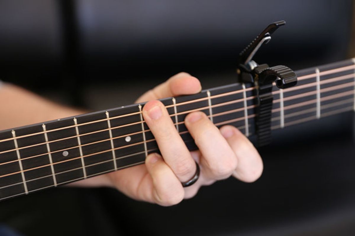 How to Use a Capo