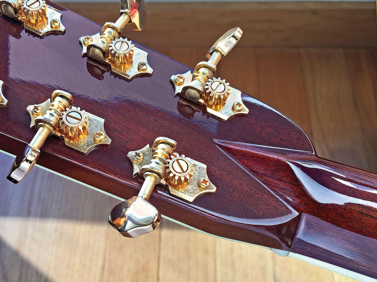 Pros & Cons of Pitched Vs. Straight Headstocks