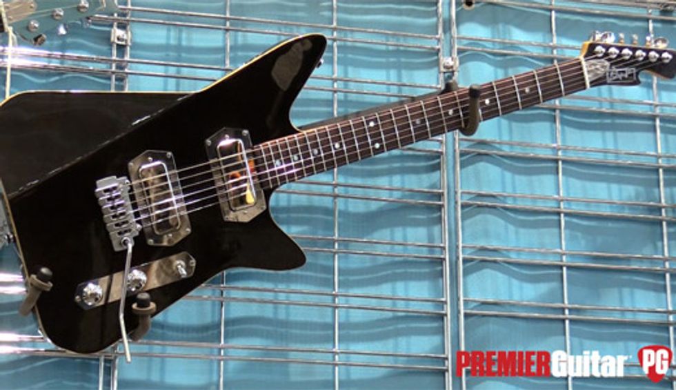 Summer NAMM 2019: Lowe Custom Guitars Joe Sanders Signature Chromasonic