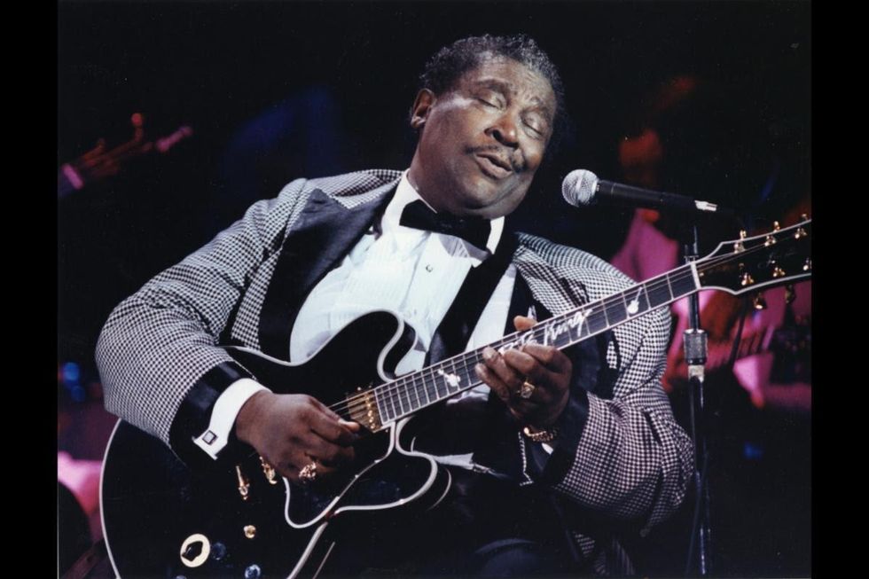 Epiphone Releases the B.B. King Lucille in Ebony