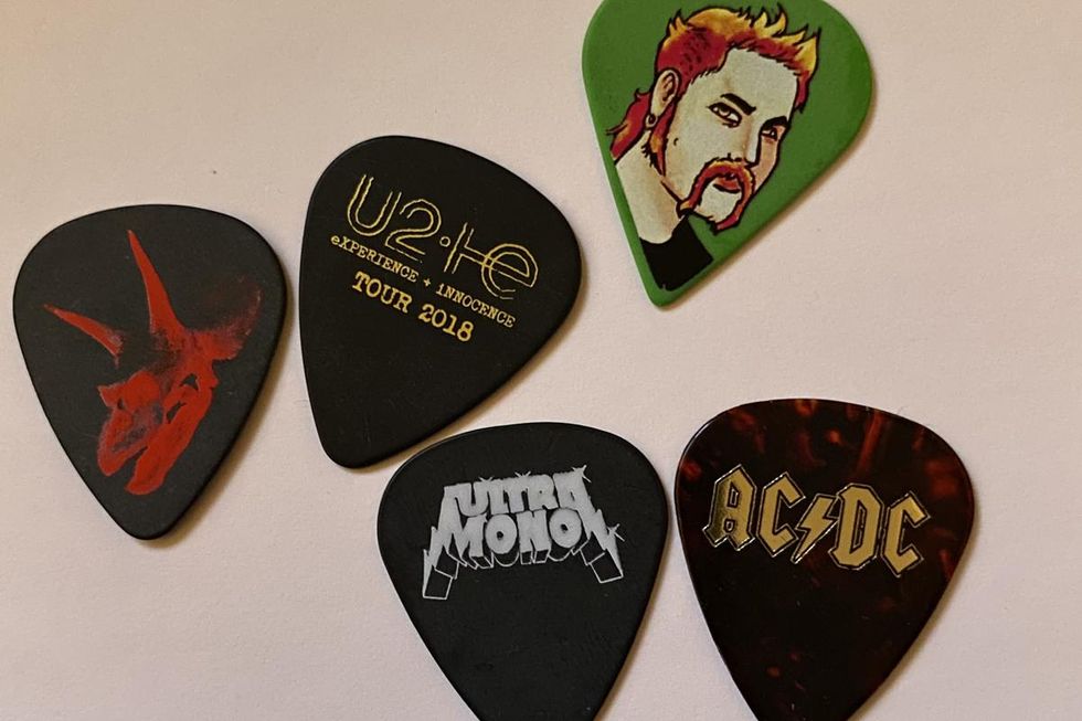 Guitar Picks of the Stars