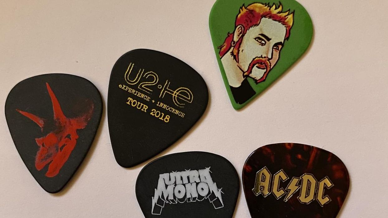 Guitar Picks of the Stars