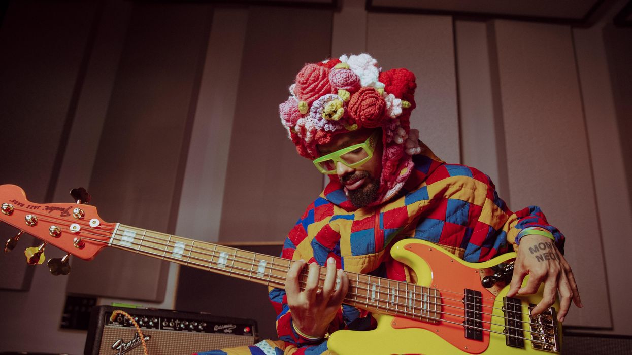 Fender Announces the MonoNeon Signature Jazz Bass V