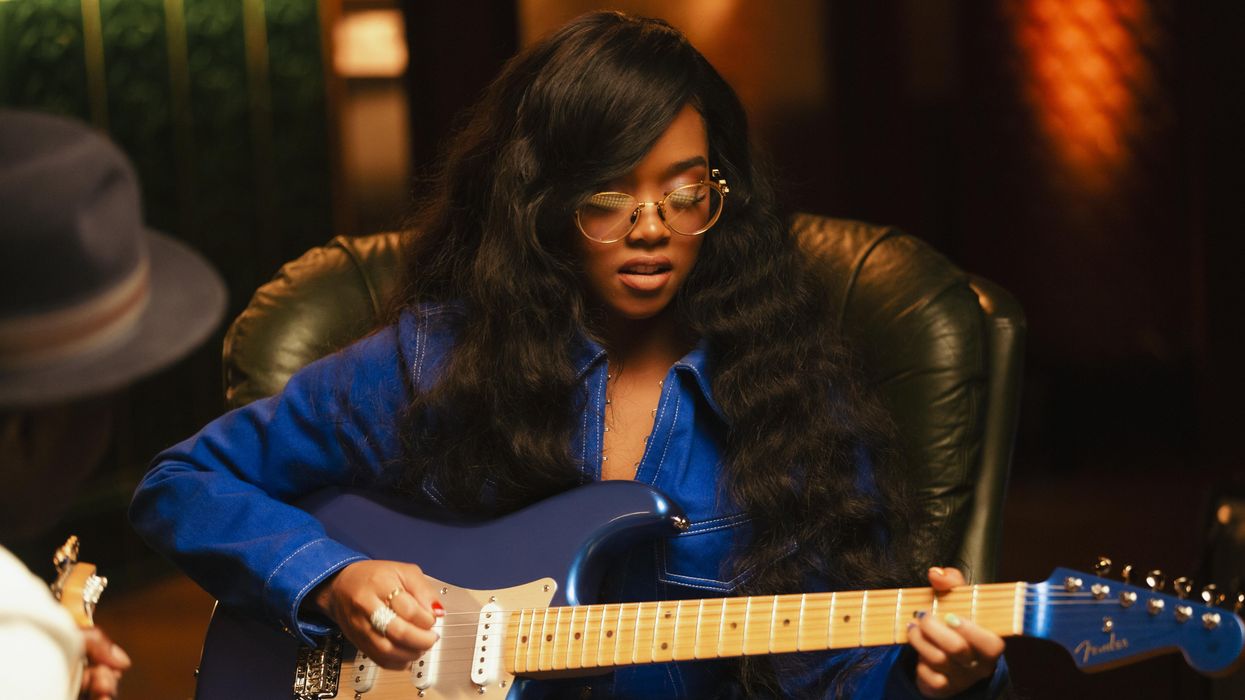 Fender Announces H.E.R. Limited-Edition Stratocaster