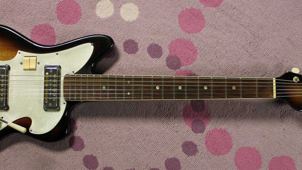 A Budget-Rock Guitar Built for Woolworth’s