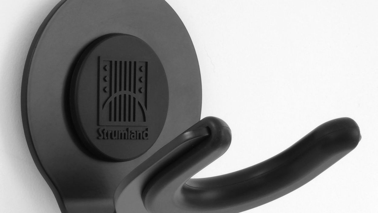Strumland Introduces Guitar Wall Mount
