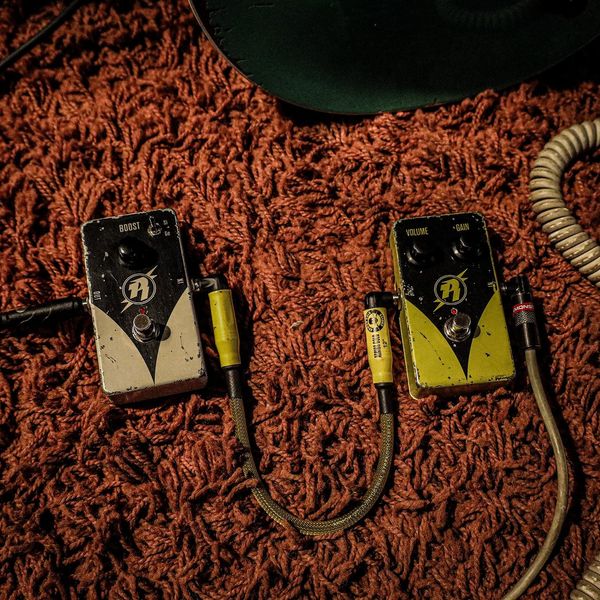 Rock N’ Roll Relics Debuts the Stinger Boost and Stinger Drive