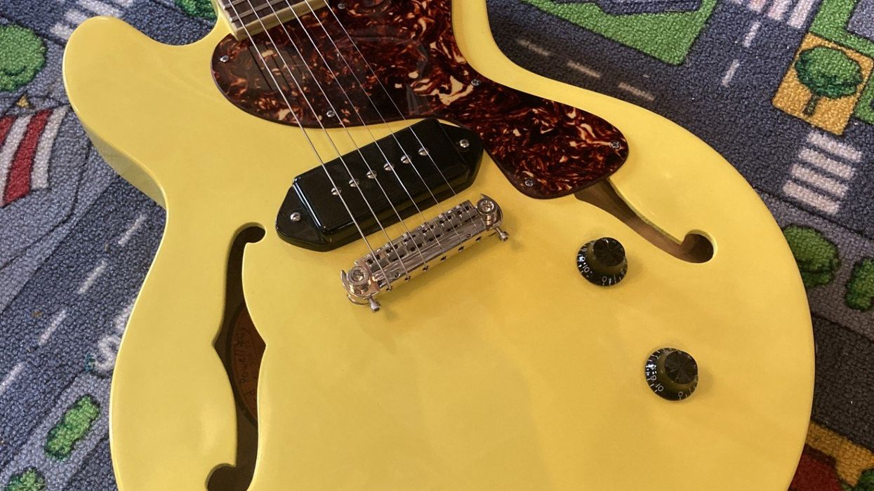 Reader Guitar of the Month:When a Les Paul Junior Hits the Casino