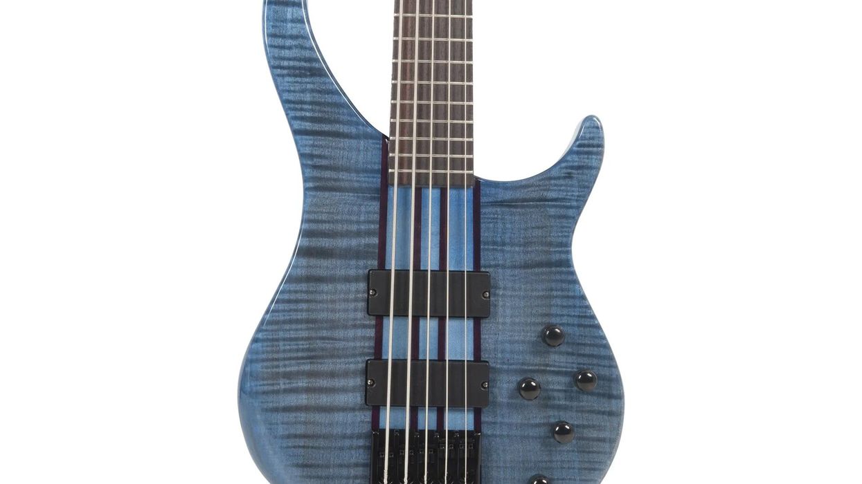 Peavey Debuts New Cirrus Bass Models