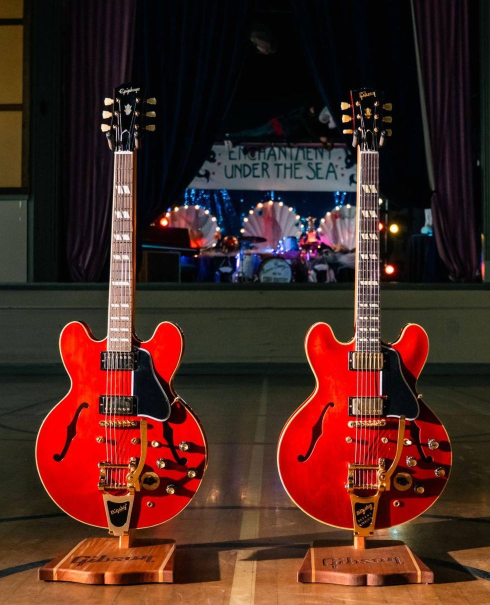 Gibson ‘Back to the Future’ 40th Anniversary Guitar Collection
