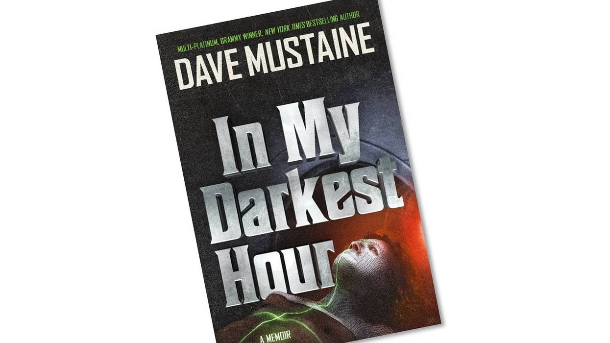 Dave Mustaine ‘IN MY DARKEST HOUR A Memoir’ Set For September 8 Release