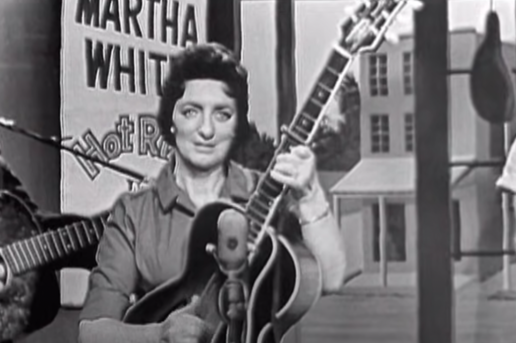 Pick Like Country Legend “Mother” Maybelle Carter