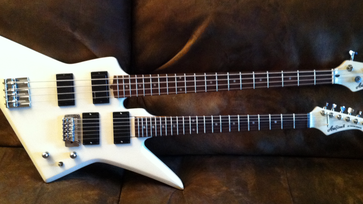 Reader Guitar of the Month: Doubleneck Bass/Guitar