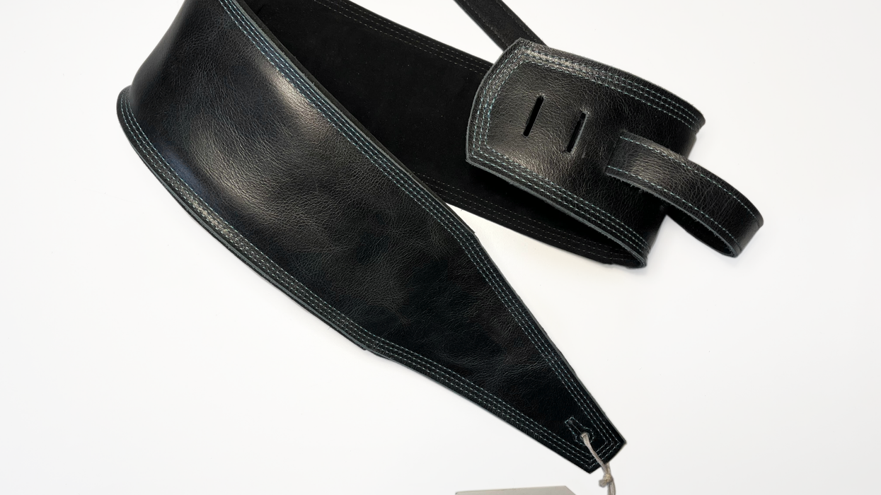 Fairfield Guitar Co. Unveils Angela Petrilli Signature Strap