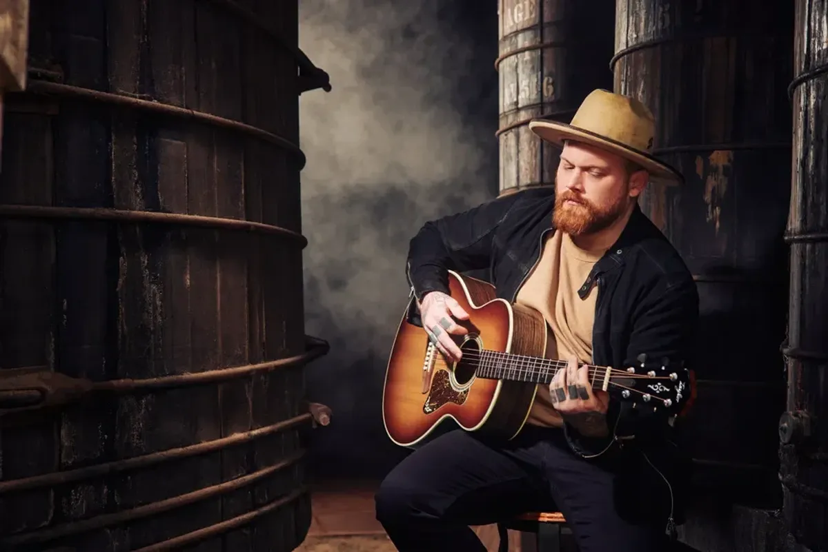 Old Soulmates: Danny Worsnop and His Taylor Gold Label 814e