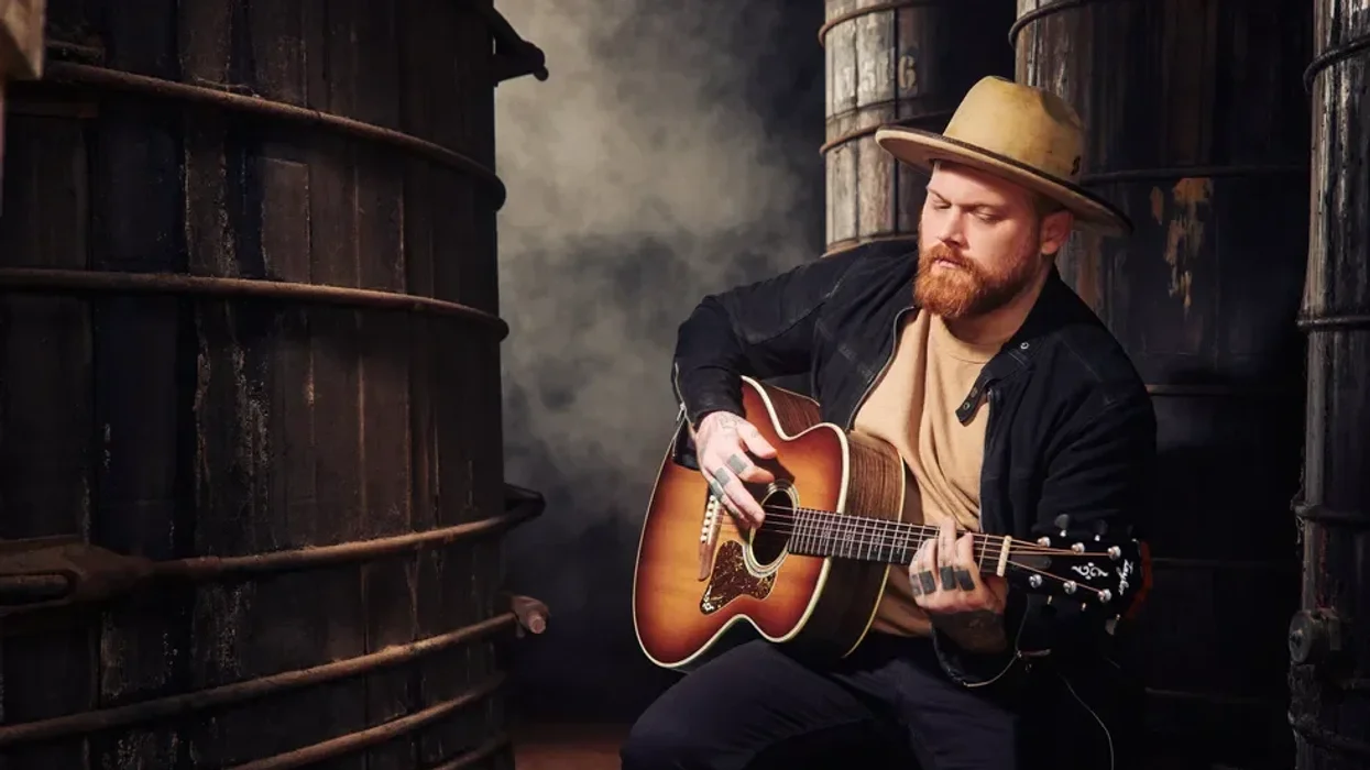 Old Soulmates: Danny Worsnop and His Taylor Gold Label 814e