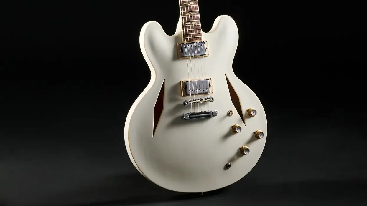 Gibson Custom Partners With Dave Grohl to Release the DG-335 Limited-Edition