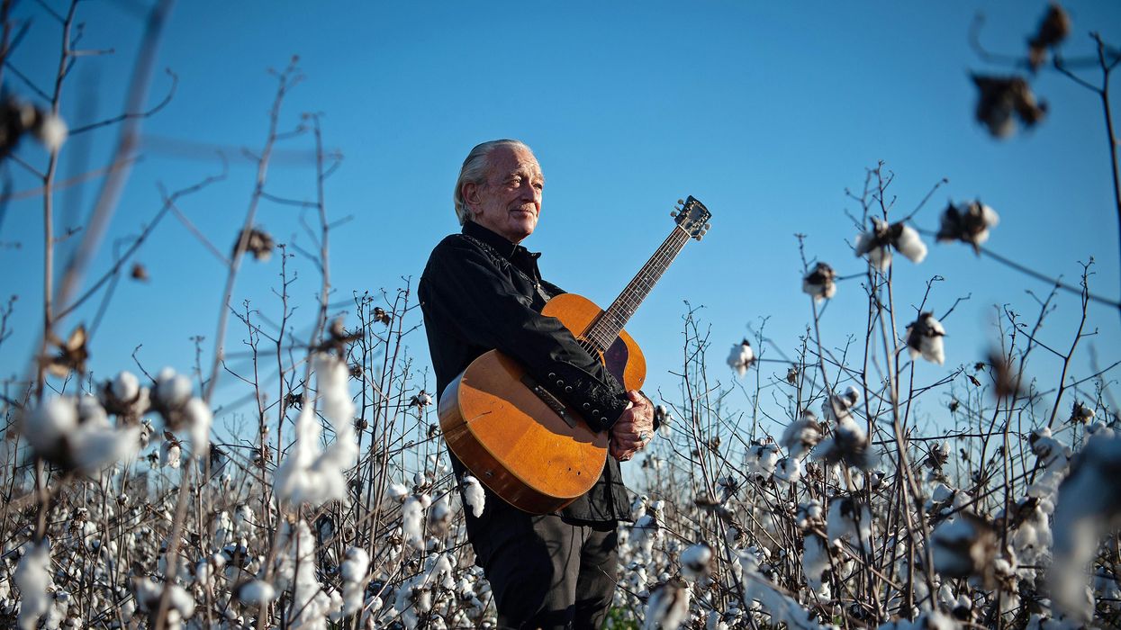 Charlie Musselwhite Goes Back to the Delta