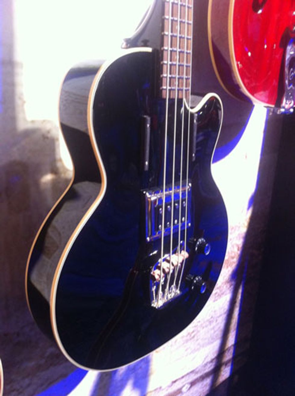 Jan14_GALL_NAMM1_GuildM-85Bass_WEB.jpg