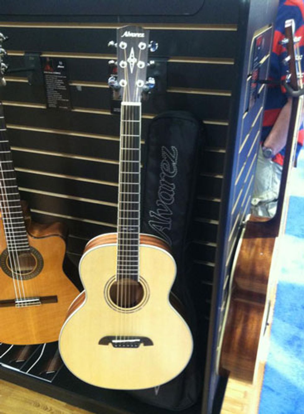 Jan14_GALL_NAMM3_AlvarezLJ_WEB.jpg