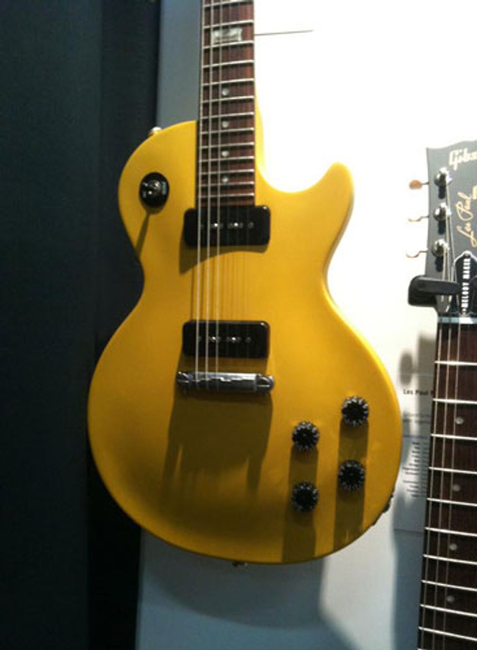 Jan14_GALL_NAMM3_GibsonMelodyMaker_WEB.jpg