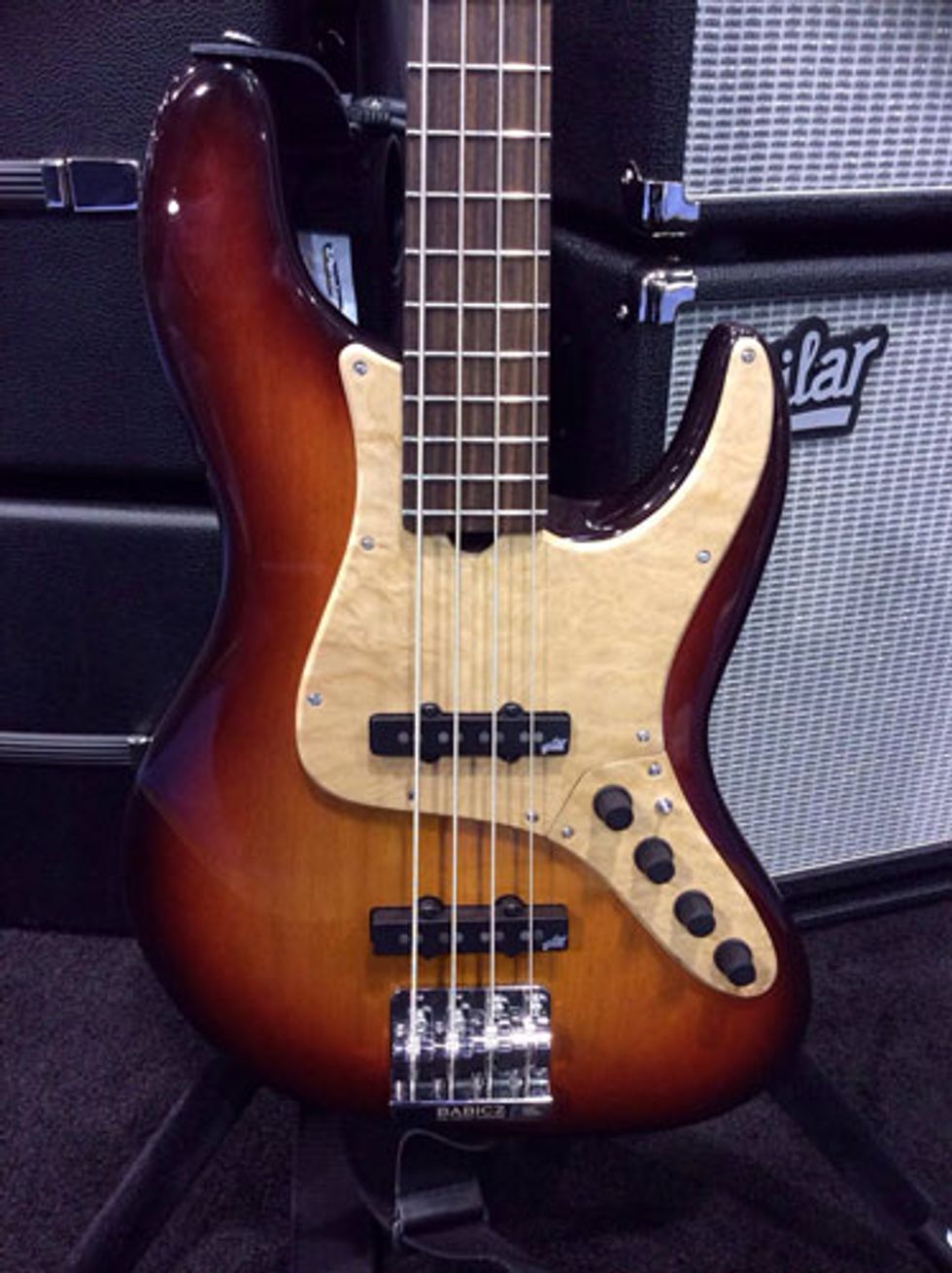 Jan14_GALL_NAMM4_BrubakerBass_WEB.jpg