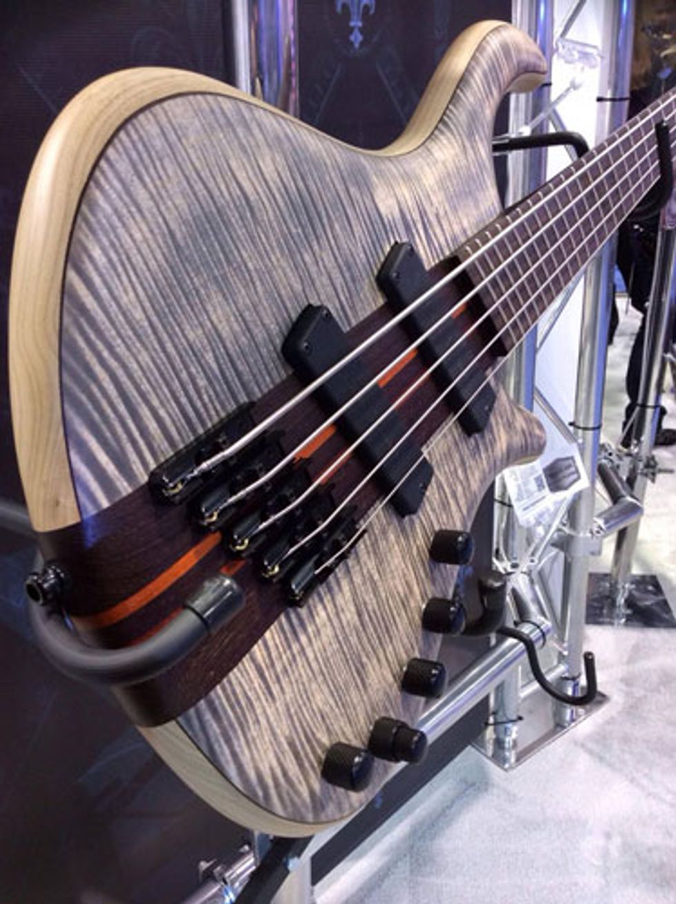 Jan14_GALL_NAMM4_MayonesBass_WEB.jpg