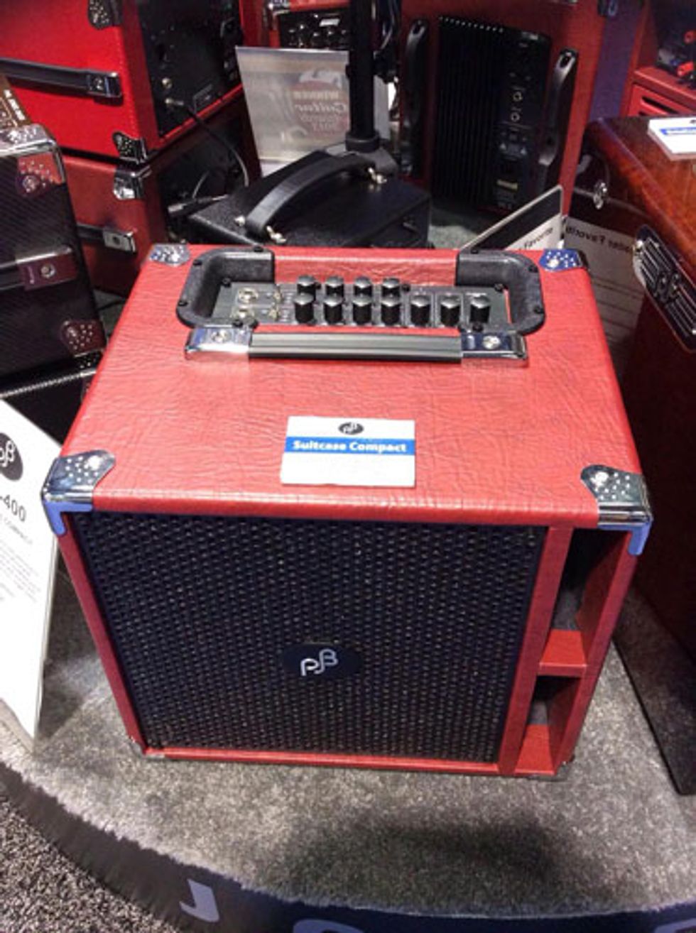 Jan14_GALL_NAMM4_Phil-Jones-Amp_WEB.jpg