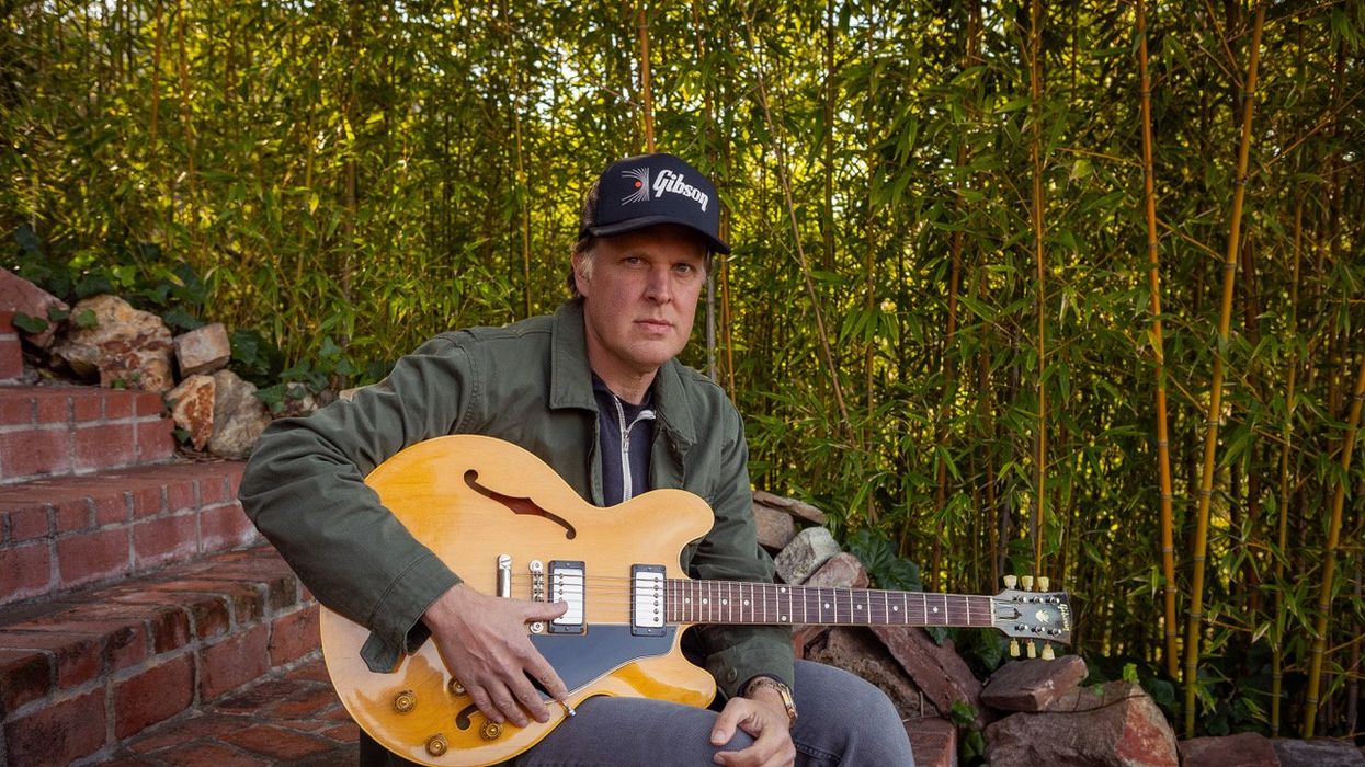 Joe Bonamassa with signature humbuckers on guitar