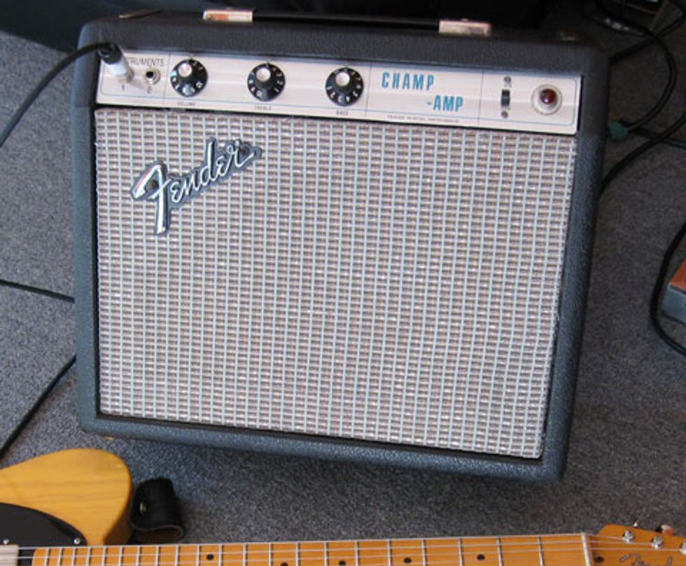 Jonathan Veillette - 1973 Fender Champ
