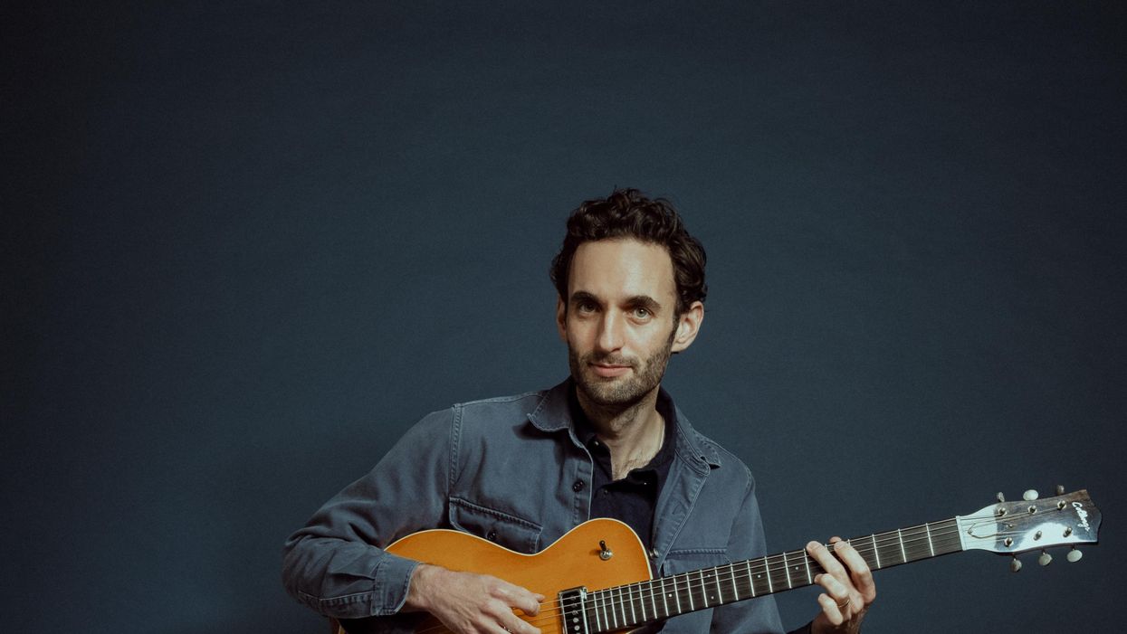 julian lage collings guitars