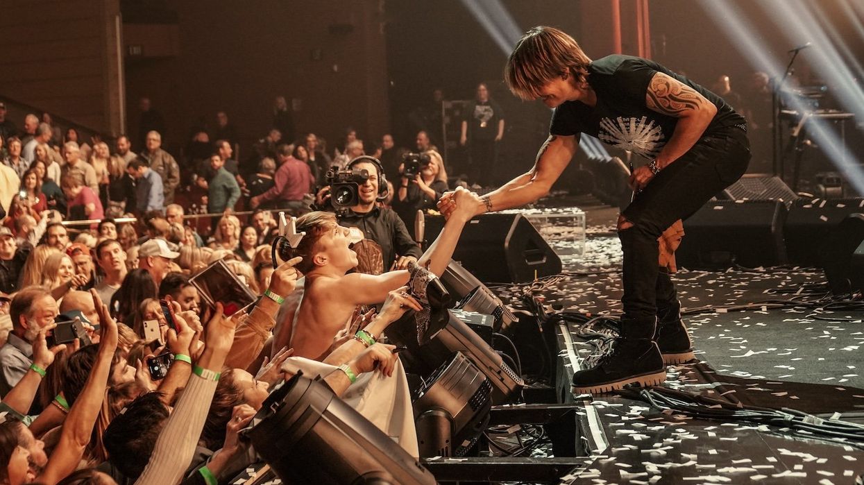 Country-Rocker Keith Urban’s 6-String Finesse, Hidden in Plain Sight