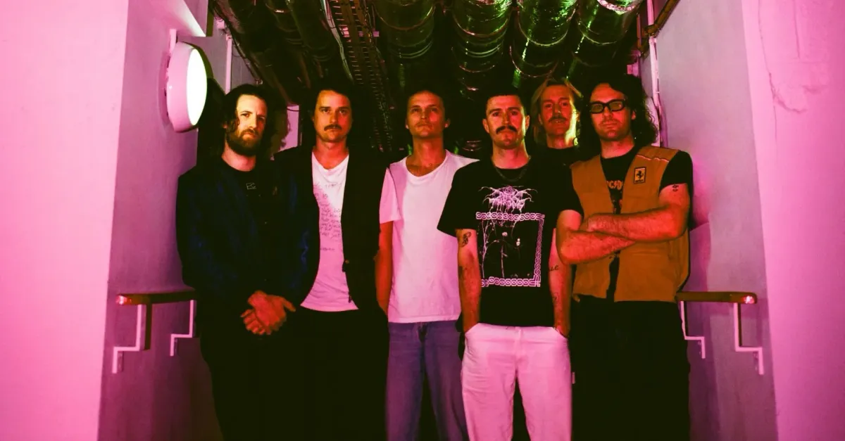King Gizzard & the Lizard Wizard’s Psych-Rock Album Flight b741