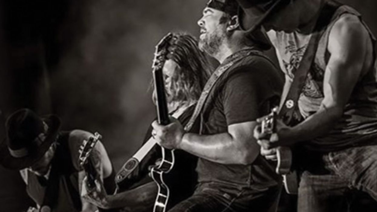 Last Call: Close Your Eyes, Be Transported