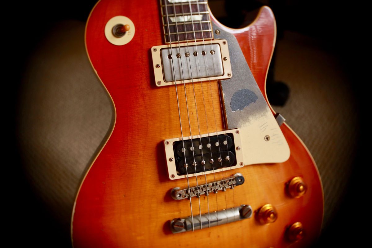 Les Paul Guitar