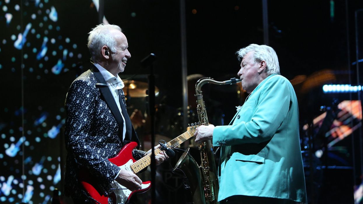 Art-Rock Guitar Legend Phil Manzanera Runs Free on His New Album, AM.PM