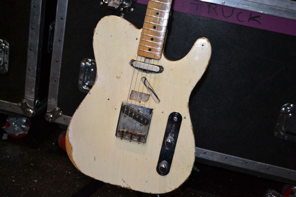 Mar14_GALL_19KU_KeithUrbanGear_Danocaster_WEB.jpg