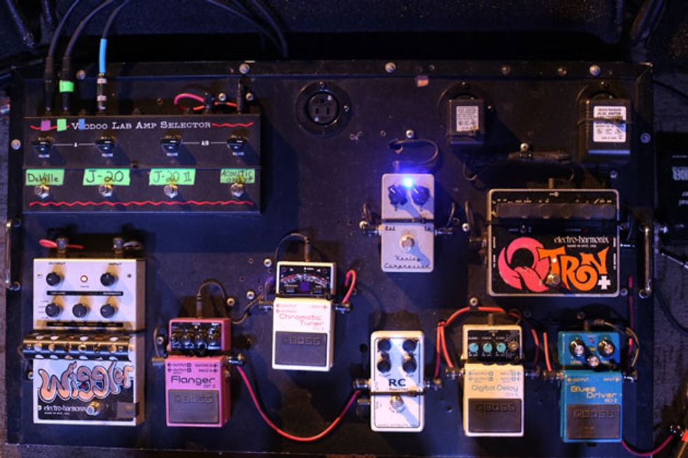 Mar14_RR_GLove_Pedals_WEB.jpg