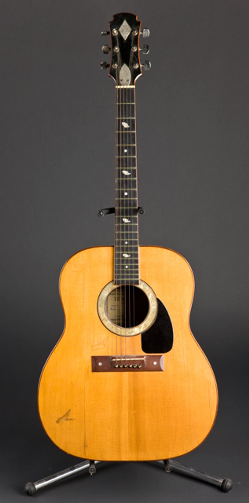Mike Oldfieldуs 1974 Zemaitis Acoustic