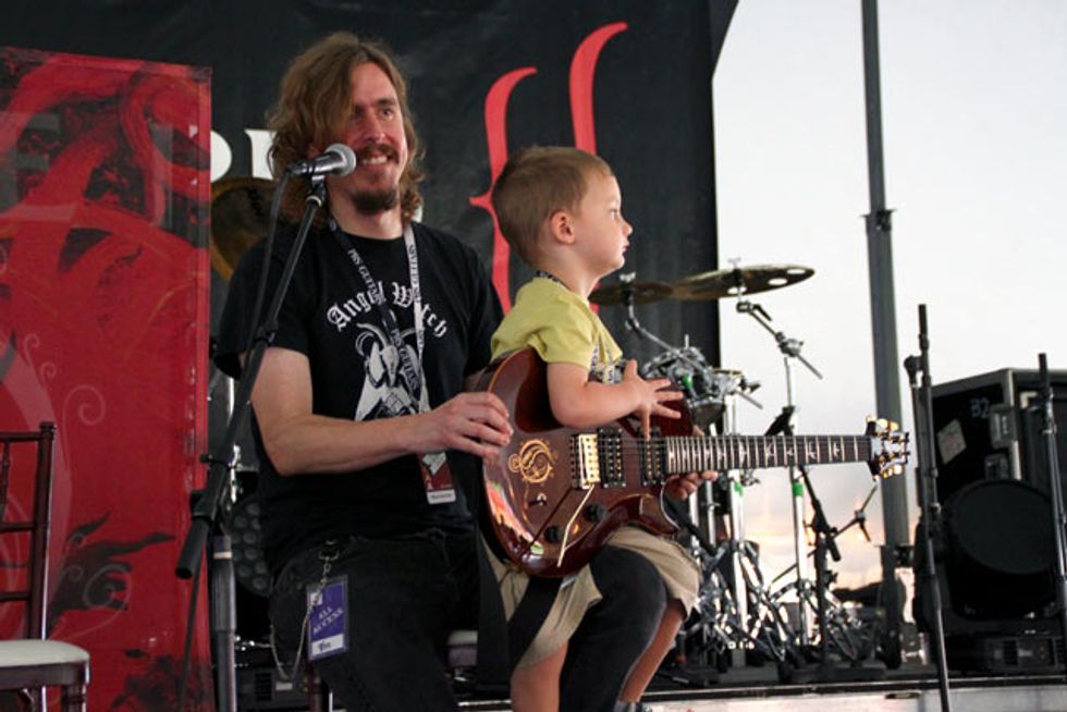 Mikeal │kerfeldt and Young Fan