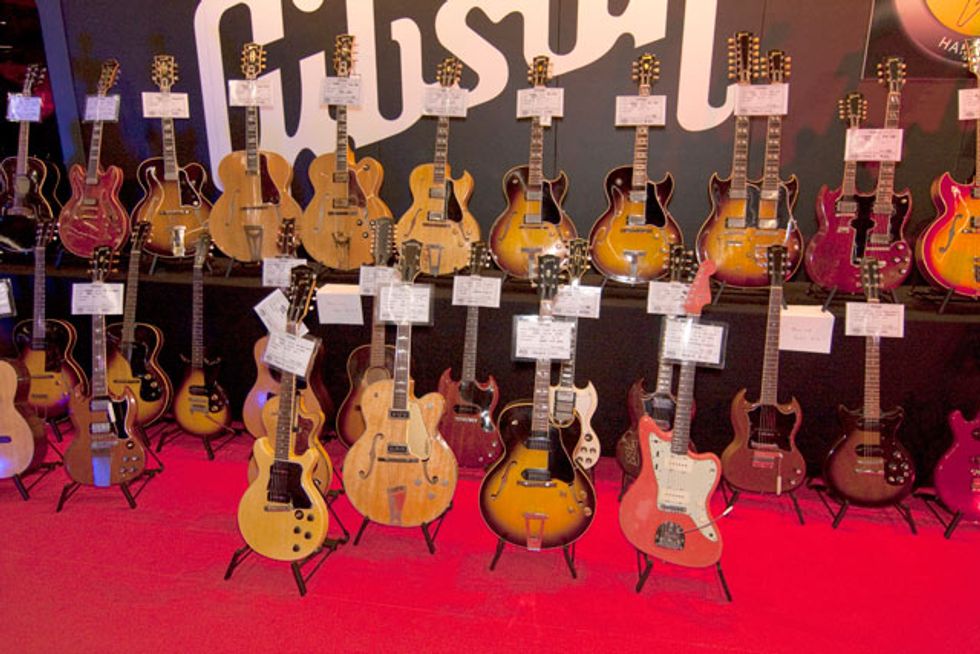 MJ Guitars Vintage Display