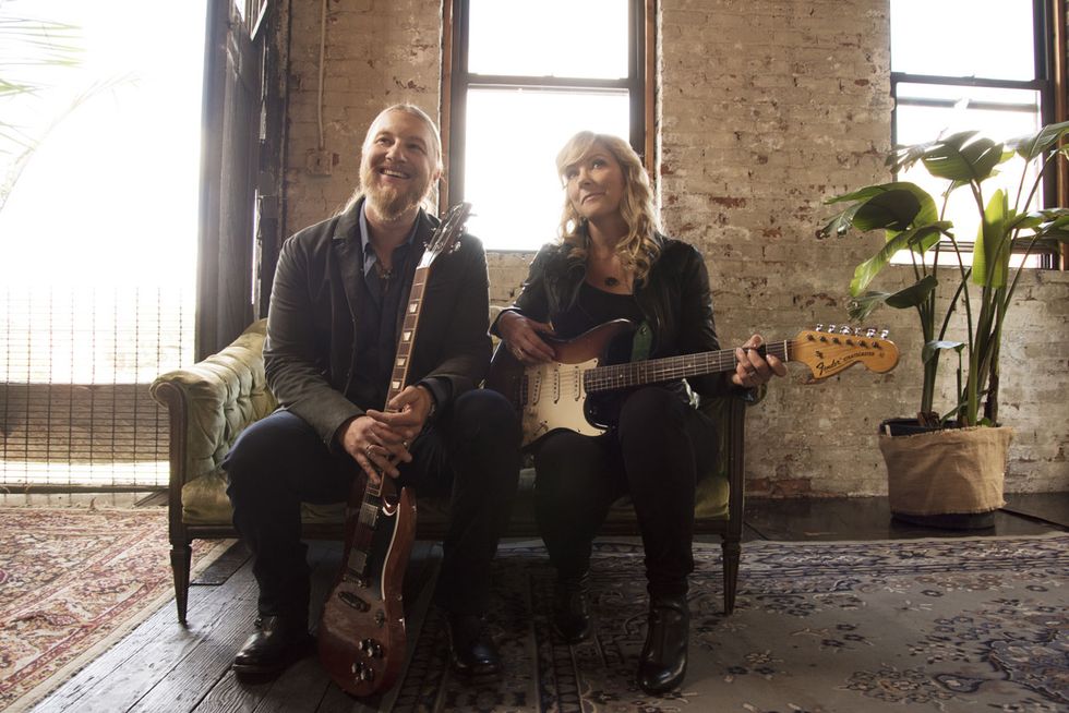 Tedeschi Trucks Band: All in the Family