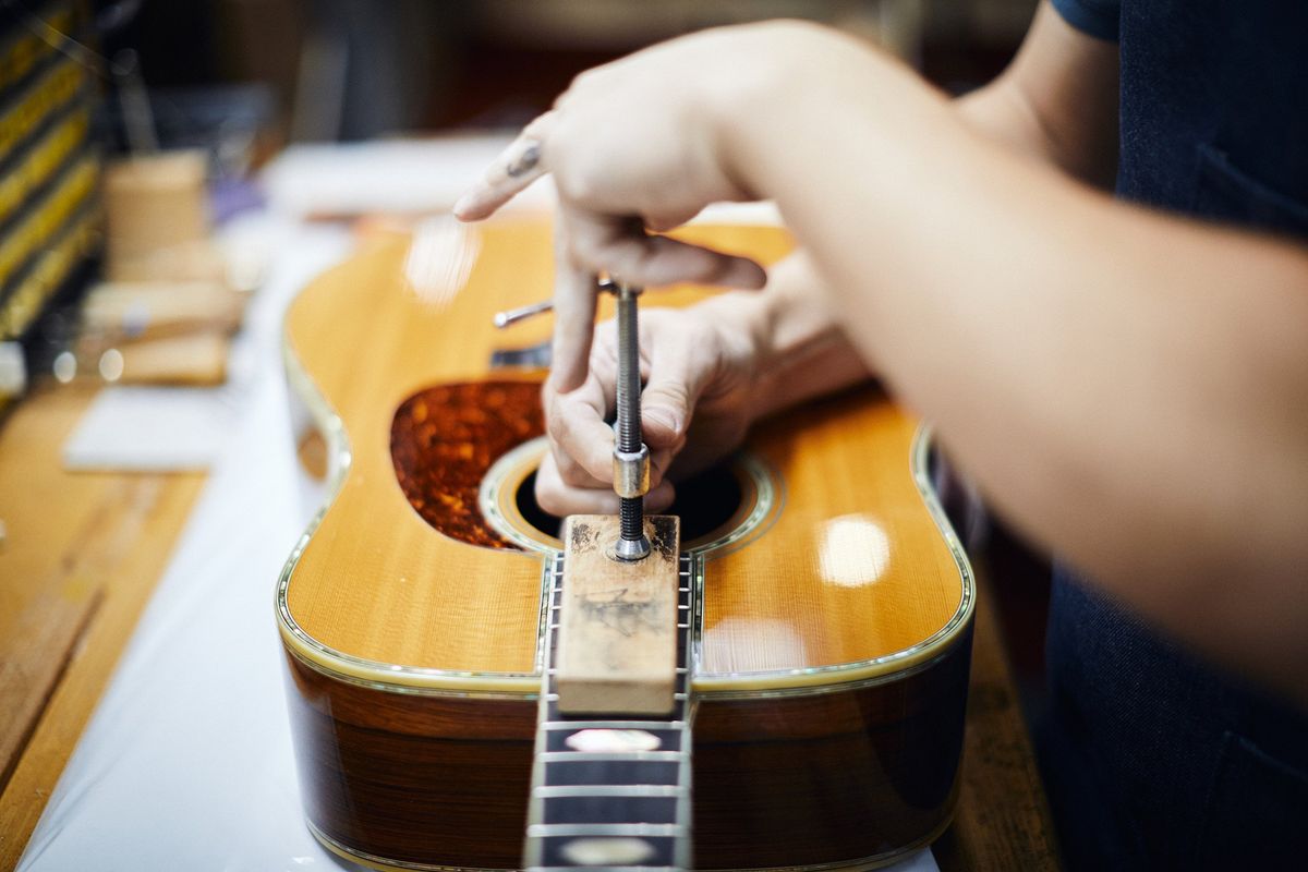 Neck repair acoustic guitar