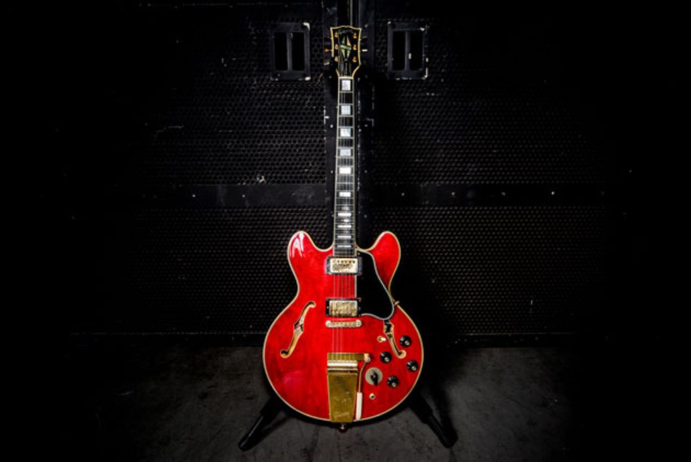 OCT15_PG_GALL_Bonamassa_72_Cherry.jpg