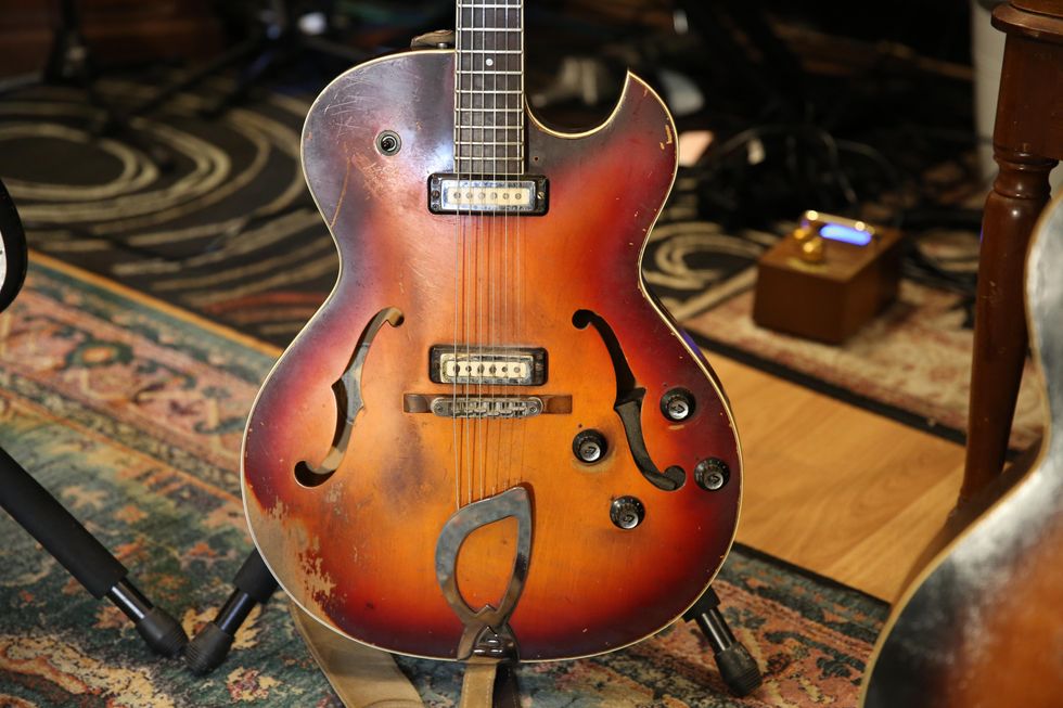 Oliver Wood Guild T-100D
