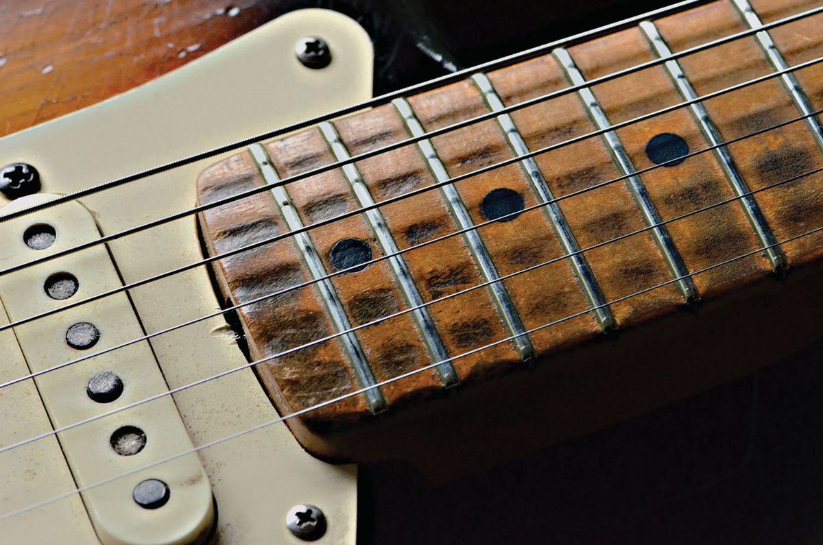 Jol Dantzig's Esoterica Electrica: Fretboard Fanaticism