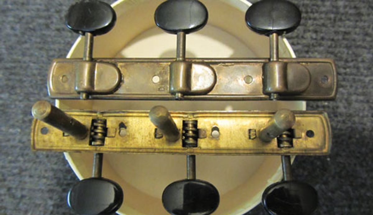 Mod Garage: Restoring Vintage Guitar Tuners