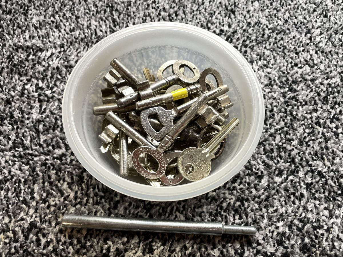 Mod Garage: DIY Relic’ing with Dings and Dongs