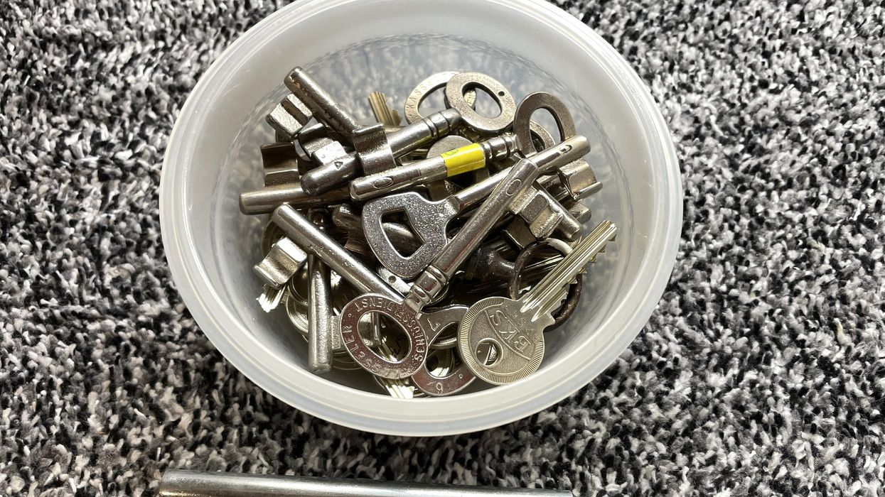 Mod Garage: DIY Relic’ing with Dings and Dongs