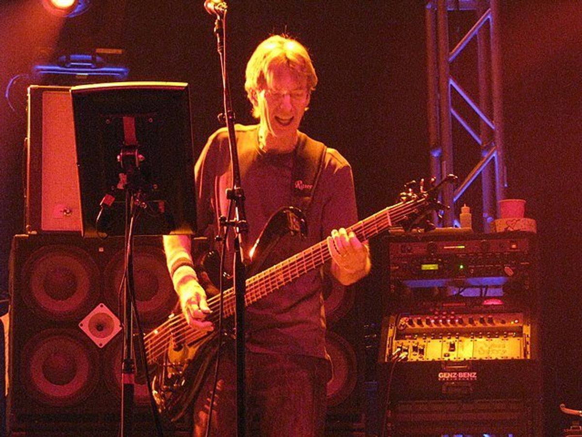 Grateful Dead Co-Founder and Bassist Phil Lesh Has Died